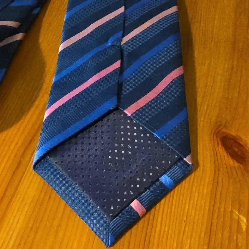 Venezia Navy and Pink Diagonal Striped Tie - Picture 2 of 11